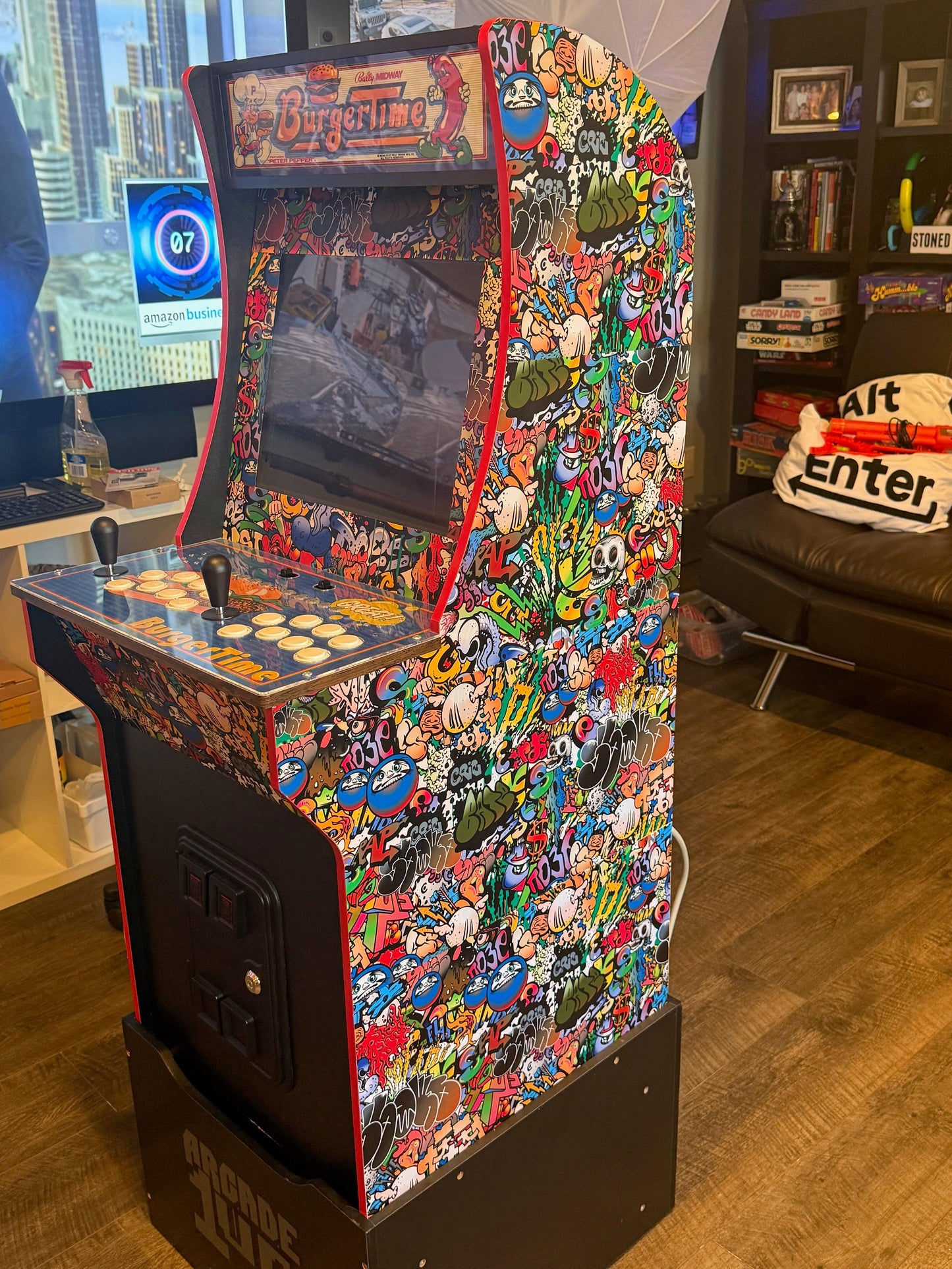 80'S ARCADE MEETS MODERN GAMING!